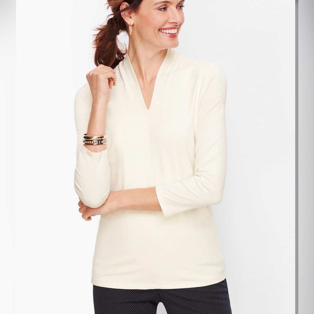 Talbots Women MP High V Neck Long Sleeve Pullover Top Cream Stretch Preppy